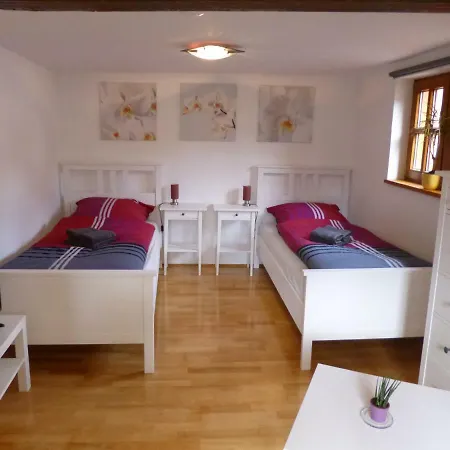 Jansen Eins Apartment